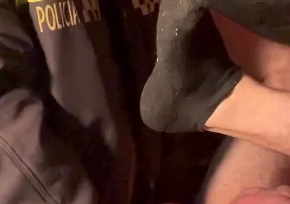 Xiscoxx Seduces the Policeman Kike Gil