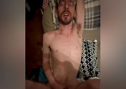 Skinny Twink Alyx Tyr Gets Used By Magnus Novem