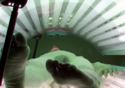 Czech Gay Solarium 1 Slim Twink Caught in Solarium