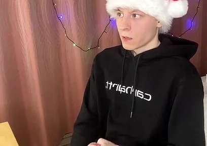 Hand Grip Makes 18yo Squirt Ropes Fast Alone