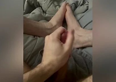 Hairy Groaning Creamy Cumshot
