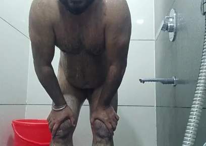 Hot Daady Nude Bathing Show