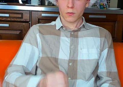 Alone After Class Twink Pumps to Pure Ecstasy