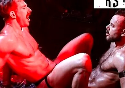 Sexy Gurthie Cocked Sir Peter Rails Jock On Live Show