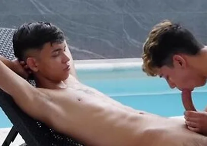 Ricky Montes Blows Slim Rich Huge Dick After Steamy Massage