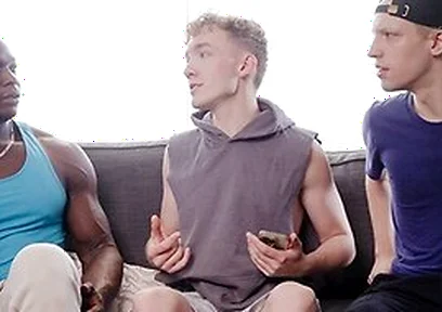 Dude, Were Not Gay! Troy River & Ezrah Mahomes Try To Convince Harrison Feels