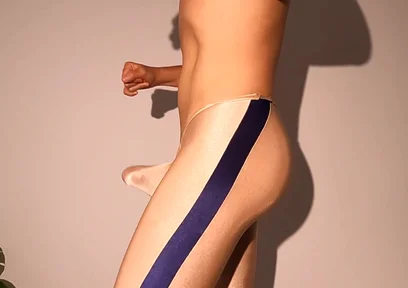 I Love These Leggings That Fit the Shape of My Cock.