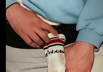 Dj Bro Is Addicted to Dirty Socks
