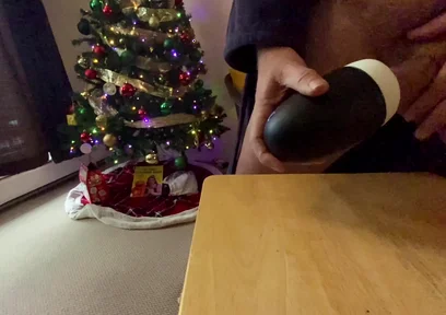 Xmas Wank Toy Slomo