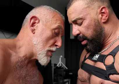 Big Dick Monster Daddy Fuck Giant Arab