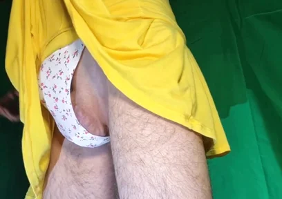 Flowery Seamless Thong with Yellow Skirt