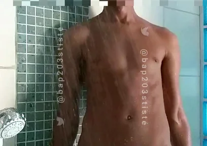 Slow Motion in the Shower