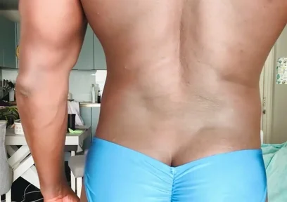The Size of My Arse Means Stuff Like This Never Really Fits