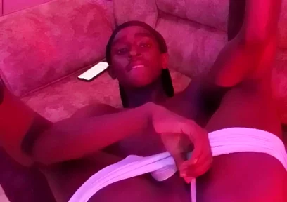 Horny Big Booty Desi Twink Wants You to Play with His Asshole