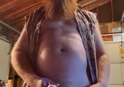 Casual Garage Pissing