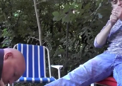 Smoking feet master outdoor