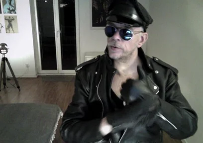 Leather Master 21