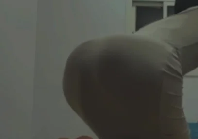 Blueishmoveessa