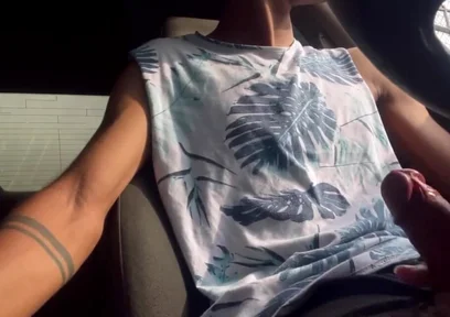College Boy Masturbates in the Car Until He Cums