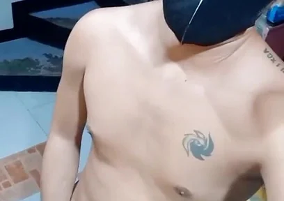 Sexy Pinoy Boy Wank His Hard Cock