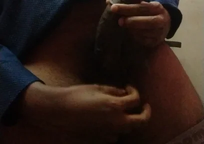 Tamil10inches BBC Who Wanna Play This Living Guitar