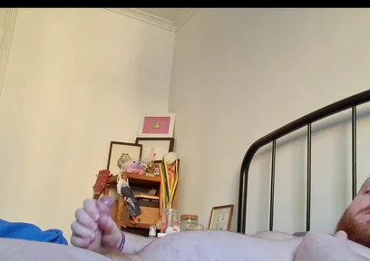 An After Workout Sweaty Flex and Jerk off Session, with a Cumshot at the End