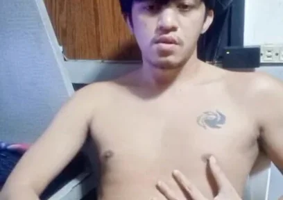 Asia Twink Get His Own Cum