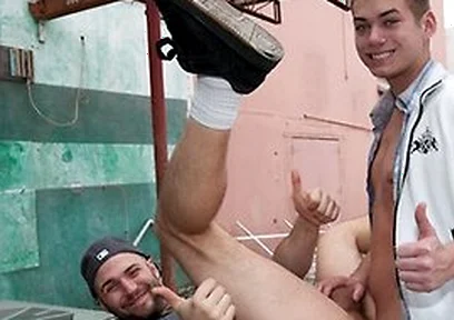 Corey Rezzon Teaches Cutie Seth Michaels A Naughty Lesson On Blowjobs Outside Campus