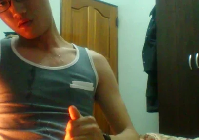 Handjob and Cumshot in College