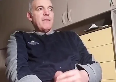 Online Erotic Show on February 9th.