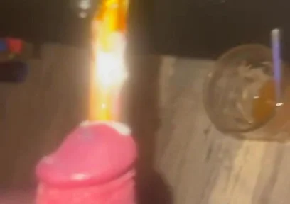 Stretching the Thick Pen of the Urethra