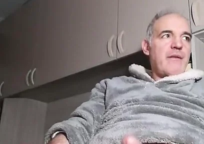 February 10 Online Evening Show with Cumshot in Your Face!