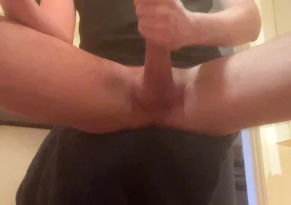 Caught on Cam My Flatmate Jerking off on Porn on His Comp, and Cumming