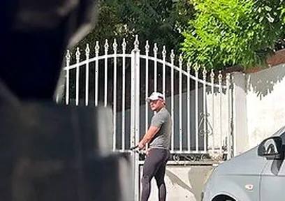 Andrew Wallker Spied By A Perv During Fitness Jerk And Intense Cumshot