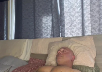 Long Wank From Bodybuilder Mr Guru. Jerk off