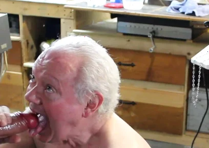 Erachi Helps the Plumber Close-up Vo