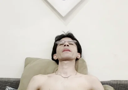 Cute Twink Love to Jerk His Big Dick!