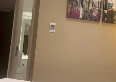 Wanking and Fingering Arse