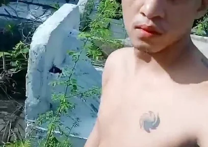 Pinoy Twink Outdoor Session