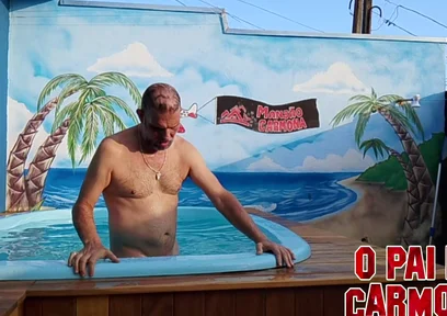 Aidocarmona Enjoying a Pool Wanting to Fuck an Ass