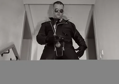 Leatherman 3 Cum Shots & Piss