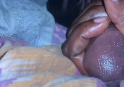 Jerking off Squeezing My BBC