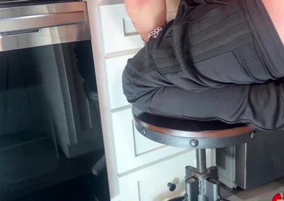 Hung Papi Viral Video Fucking While Cooking Pasta Bareback