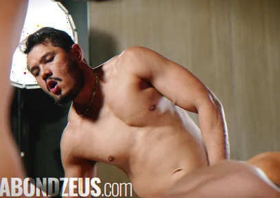 Five-way Interracial Orgy Gangbang