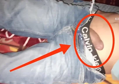 My Straight Friend Morning Wood Big Nonster Cock First Time I Give Him Handjob