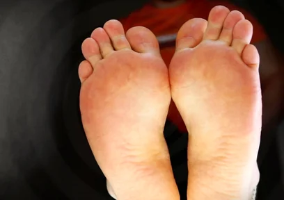 Keep Gooning to My Feet