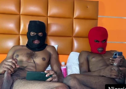 Horny Straight Guys Masturbate