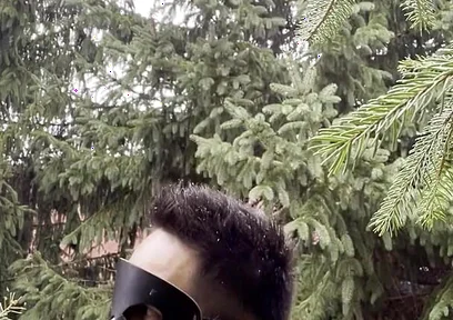 Wind-chilled Thrill: Flex & Release on a Frigid Day