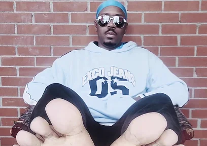 Display My Male Soles 3