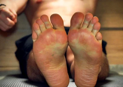 My Feet Makes You Weak and Crazy Horny